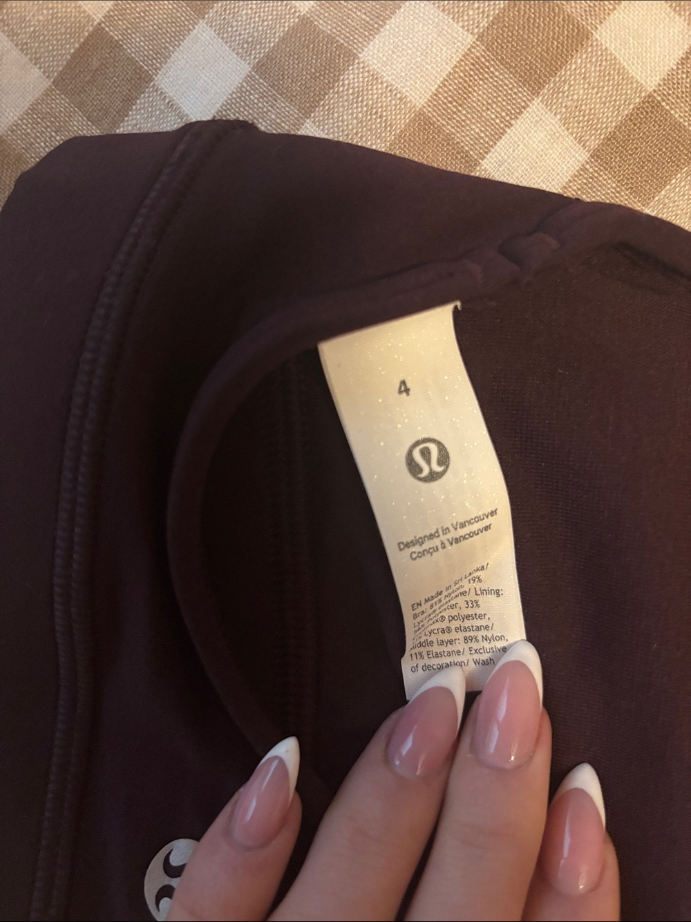 Lululemon sport bra size 4 - Picture 3 of 3
